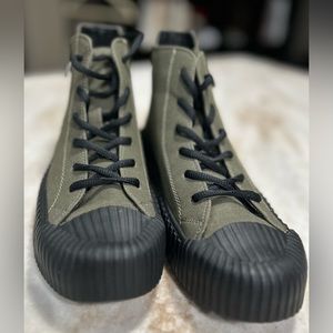 NEW Wanted Sneakers